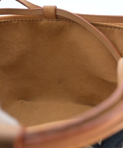 LOUIS VUITTON Shoulder bags