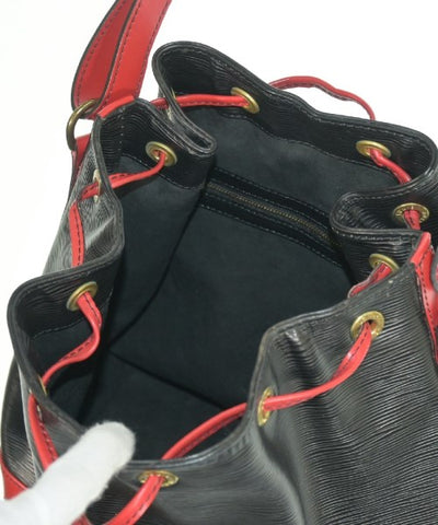 LOUIS VUITTON Shoulder bags