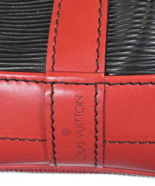 LOUIS VUITTON Shoulder bags