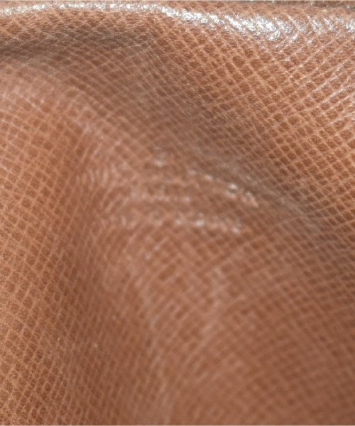 LOUIS VUITTON Shoulder bags