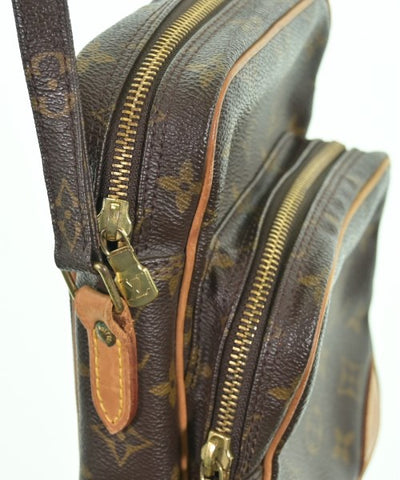 LOUIS VUITTON Shoulder bags