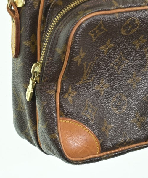 LOUIS VUITTON Shoulder bags