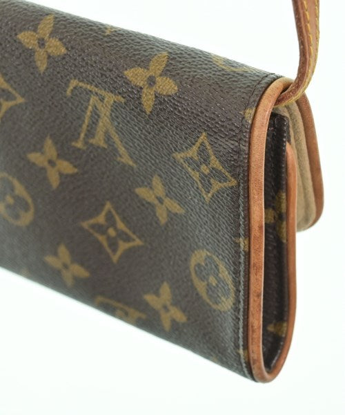 LOUIS VUITTON Shoulder bags
