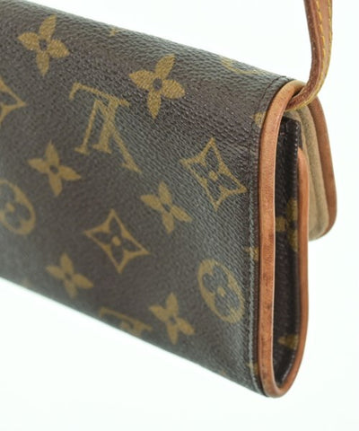 LOUIS VUITTON Shoulder bags