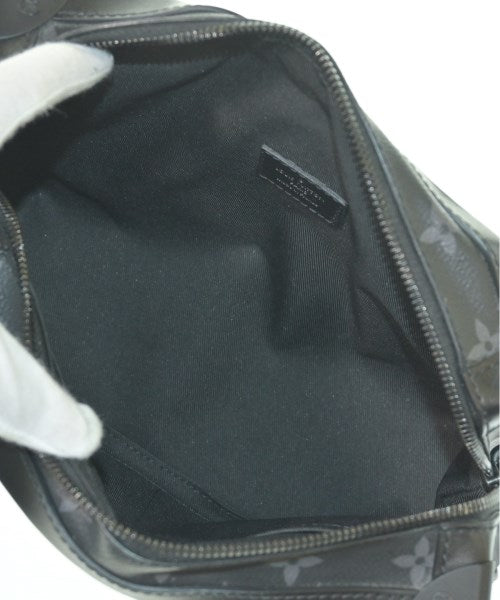 LOUIS VUITTON Shoulder bags