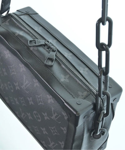 LOUIS VUITTON Shoulder bags