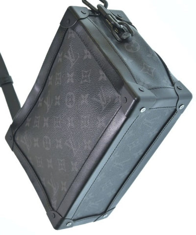 LOUIS VUITTON Shoulder bags