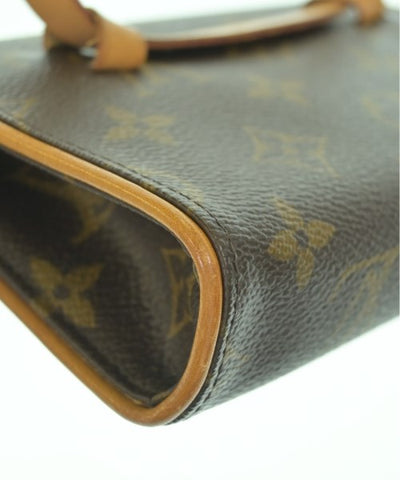 LOUIS VUITTON Shoulder bags