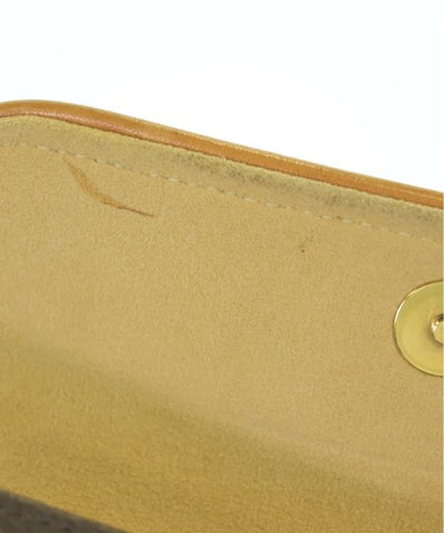 LOUIS VUITTON Shoulder bags