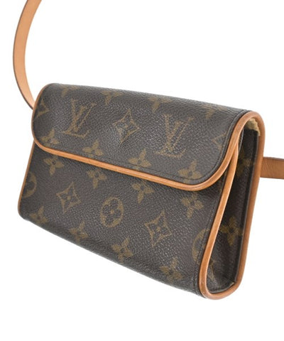 LOUIS VUITTON Shoulder bags