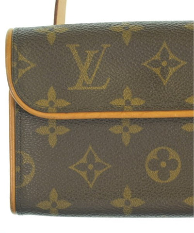 LOUIS VUITTON Shoulder bags