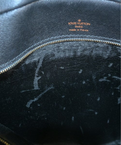 LOUIS VUITTON Clutches