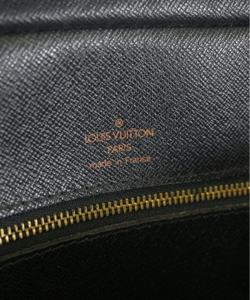 LOUIS VUITTON Clutches