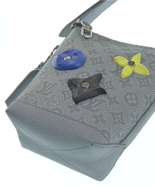 LOUIS VUITTON Shoulder bags