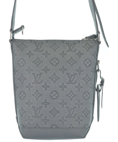 LOUIS VUITTON Shoulder bags
