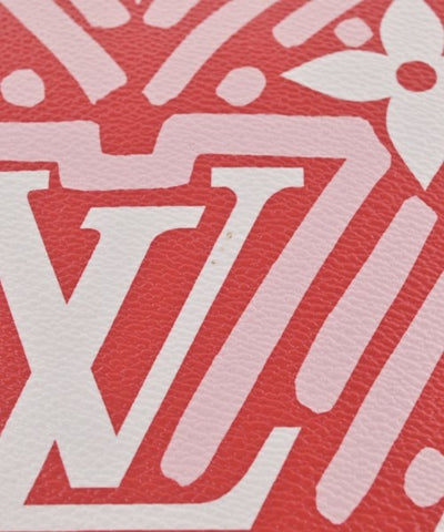 LOUIS VUITTON Clutches