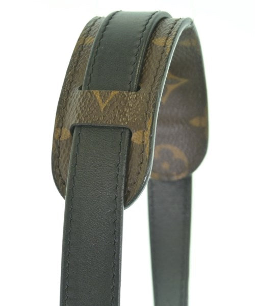 LOUIS VUITTON Shoulder bags