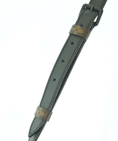 LOUIS VUITTON Shoulder bags