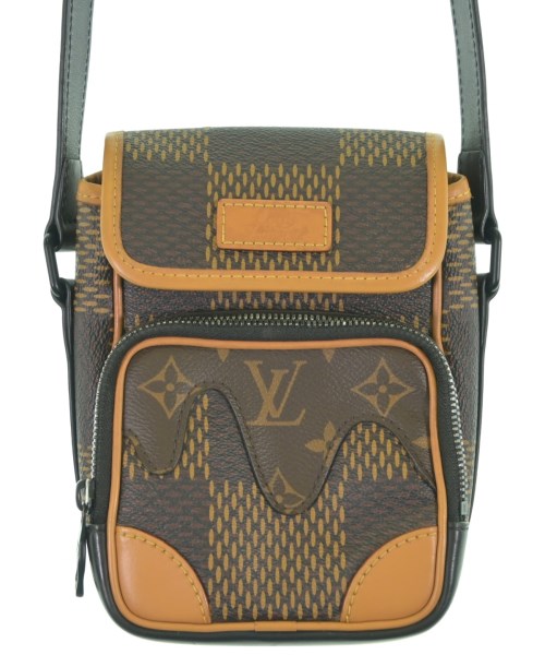 LOUIS VUITTON Shoulder bags