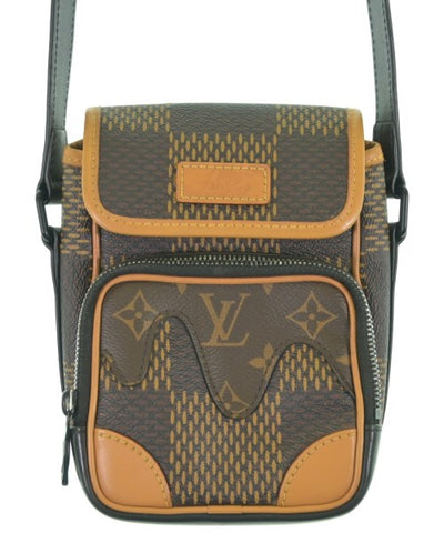 LOUIS VUITTON Shoulder bags