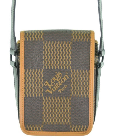 LOUIS VUITTON Shoulder bags