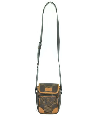 LOUIS VUITTON Shoulder bags