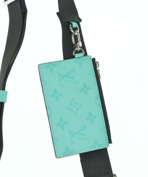 LOUIS VUITTON Shoulder bags