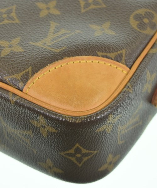 LOUIS VUITTON Shoulder bags