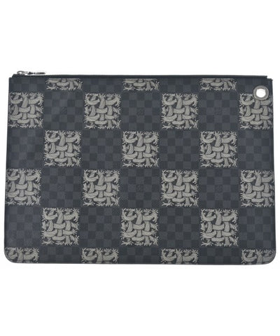 LOUIS VUITTON Clutches