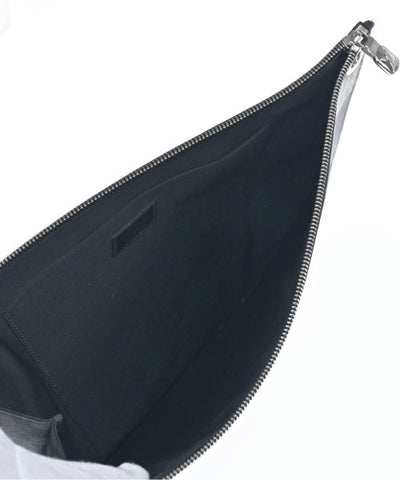 LOUIS VUITTON Clutches