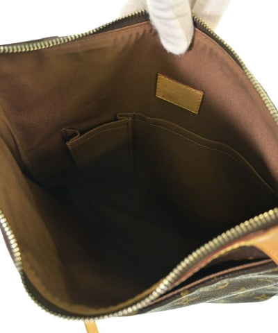 LOUIS VUITTON Shoulder bags