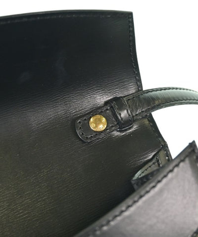 LOUIS VUITTON Shoulder bags