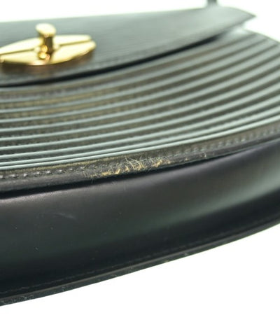 LOUIS VUITTON Shoulder bags