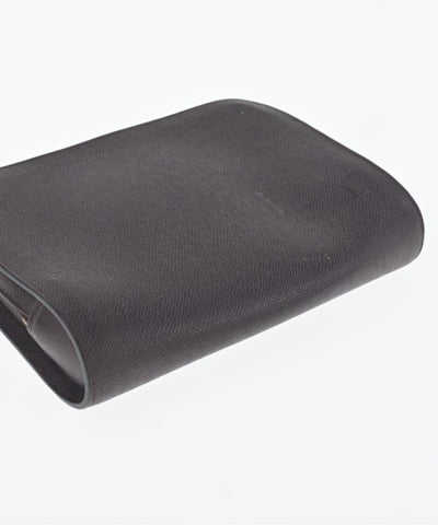 LOUIS VUITTON Clutches