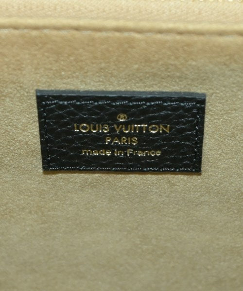 LOUIS VUITTON Shoulder bags