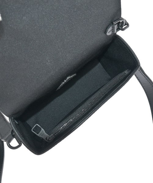 LOUIS VUITTON Shoulder bags