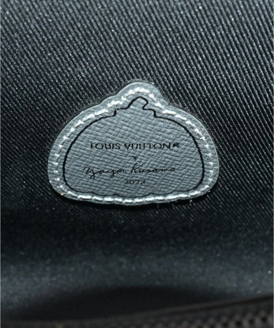 LOUIS VUITTON Shoulder bags