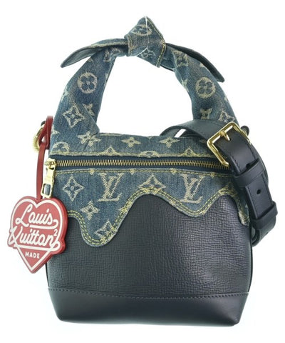 LOUIS VUITTON Shoulder bags