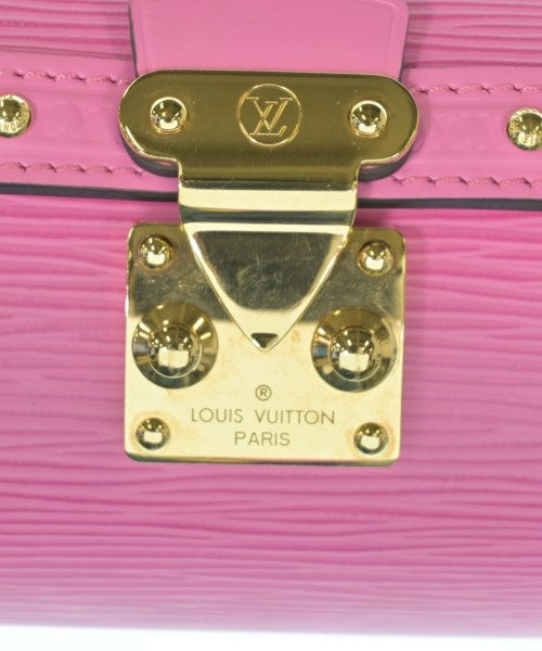 LOUIS VUITTON Shoulder bags