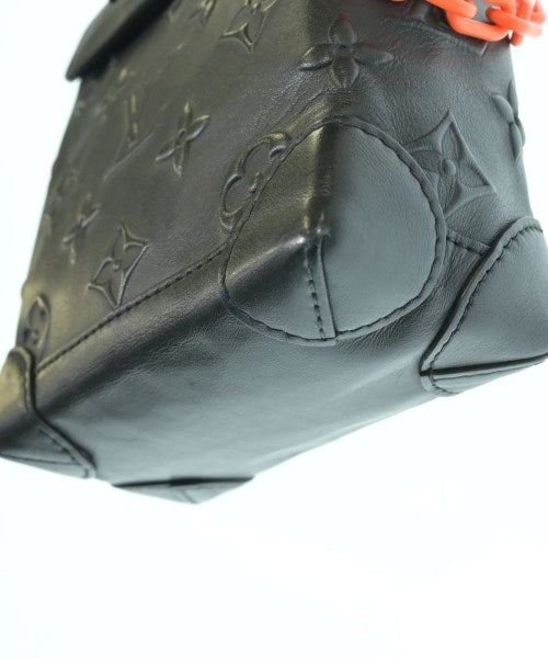 LOUIS VUITTON Shoulder bags