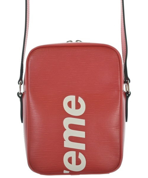 LOUIS VUITTON Shoulder bags