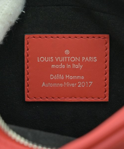 LOUIS VUITTON Shoulder bags
