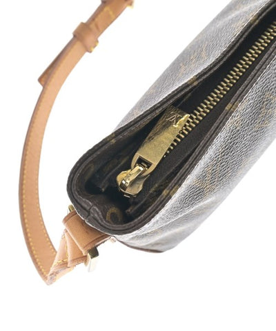 LOUIS VUITTON Shoulder bags