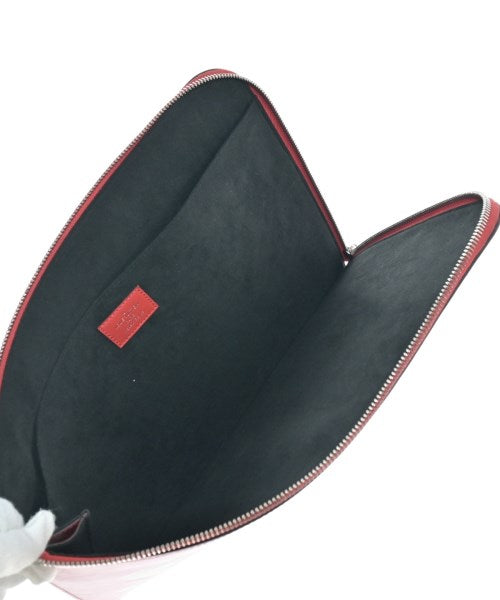 LOUIS VUITTON Clutches