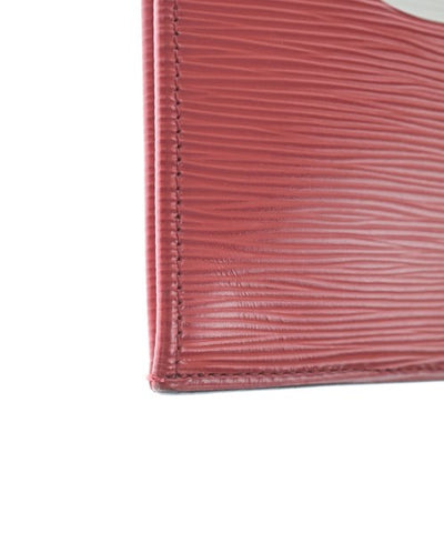 LOUIS VUITTON Clutches