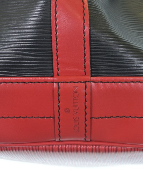 LOUIS VUITTON Shoulder bags