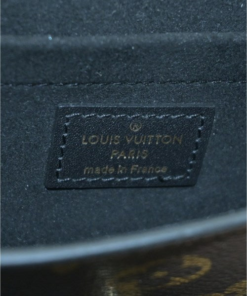 LOUIS VUITTON Shoulder bags
