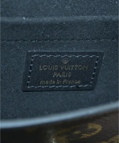 LOUIS VUITTON Shoulder bags