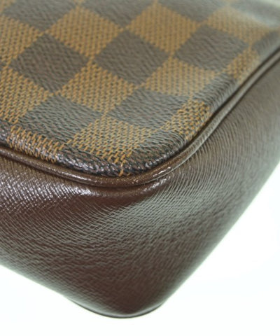 LOUIS VUITTON Shoulder bags