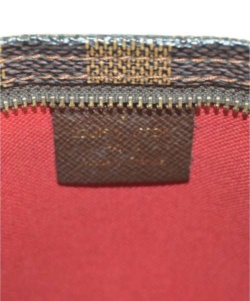 LOUIS VUITTON Shoulder bags